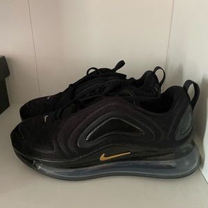 Black color Nike Air Max 720